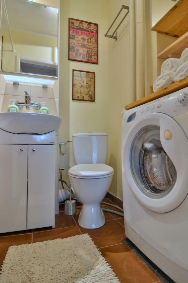 Sloneczny Apartament Grzybowska Varšava Exteriér fotografie