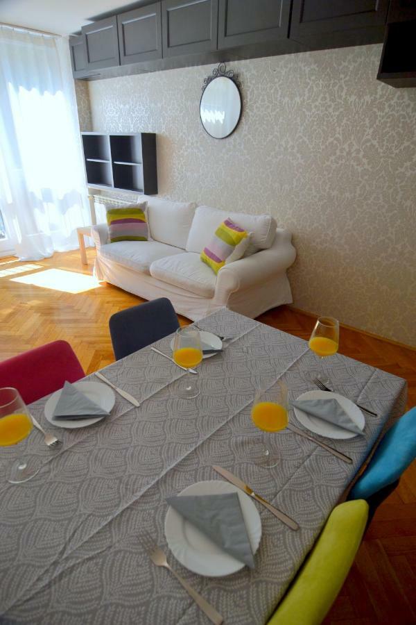 Sloneczny Apartament Grzybowska Varšava Exteriér fotografie